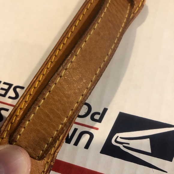 LOUIS VUITTON Vachetta Replacement Shoulder Strap with Clips and Shoulder Pad - Picture 13 of 16